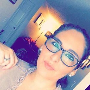 Meet your Posher, Debra